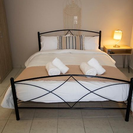 Syros Moments Apartment Ермополи Екстериор снимка