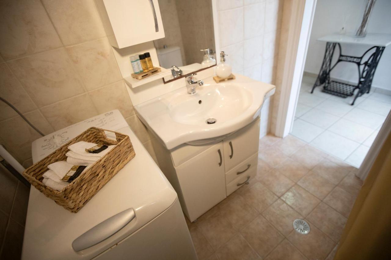Syros Moments Apartment Ермополи Екстериор снимка
